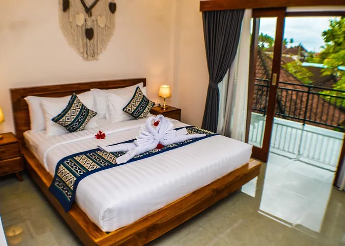 Kumala House 3*