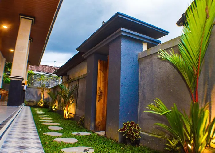 Affittacamere Kumala House 3*